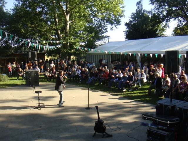 2010-09-04_Dorf- und Weinfest_04.jpg